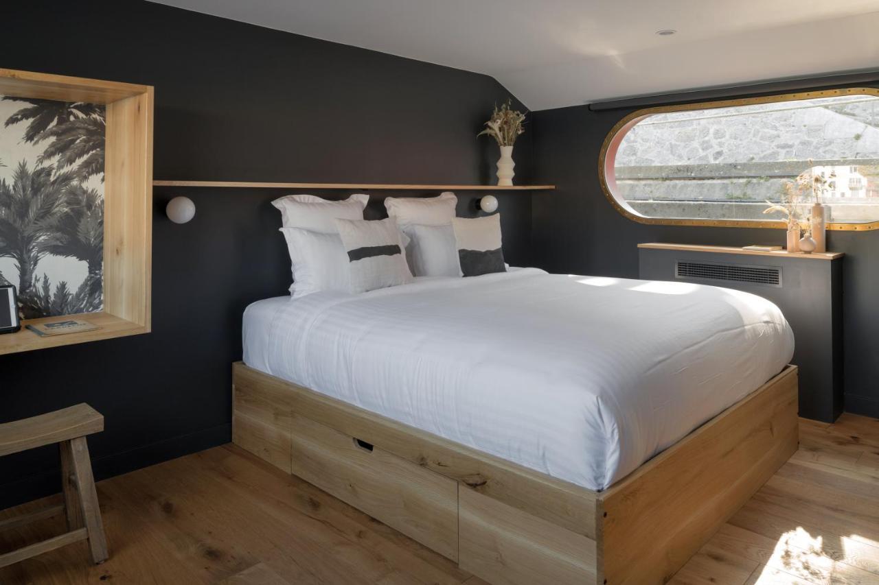 Hotel La Peniche - Bed And Bicycle - Tournon Exterior foto
