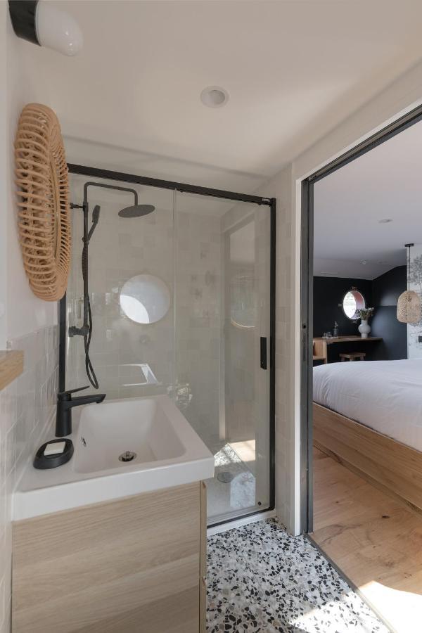 Hotel La Peniche - Bed And Bicycle - Tournon Exterior foto